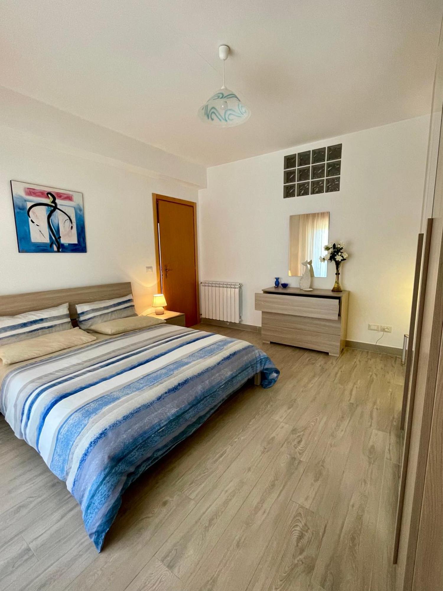 Vistamare Apartments Reggio di Calabria Exteriör bild
