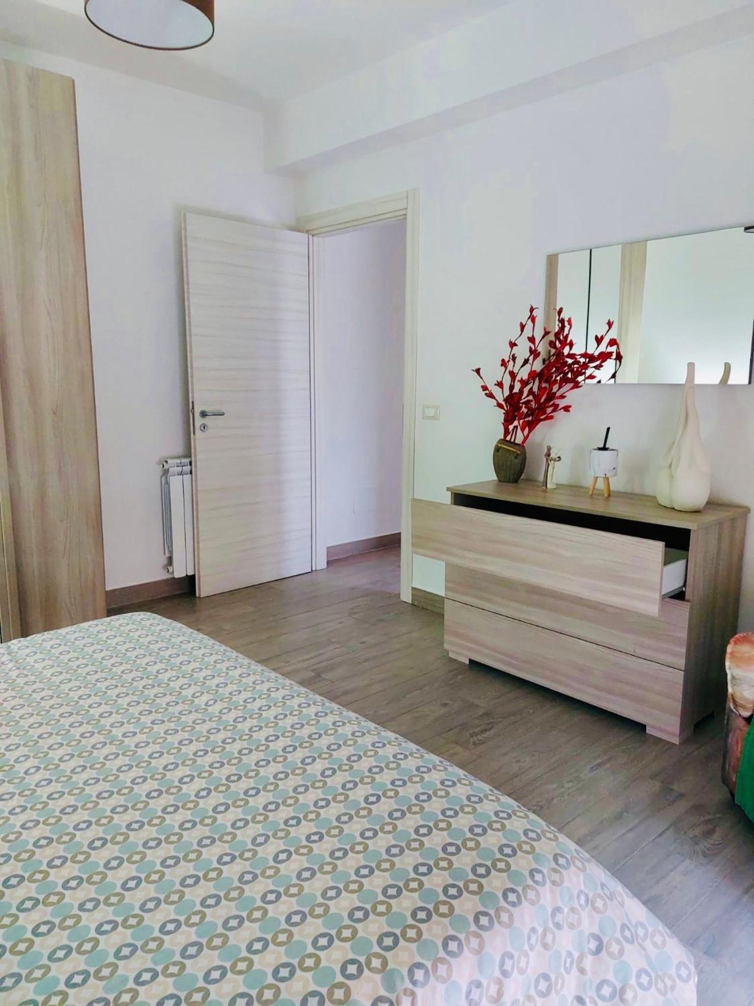 Vistamare Apartments Reggio di Calabria Exteriör bild